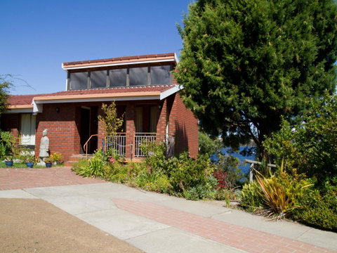 Derwent Retreat - Accommodation Tasmania 1