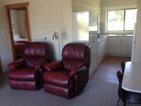 Willaway Motel Apartments - Accommodation Tasmania 4
