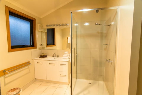 Freycinet Lodge - Accommodation Tasmania 30