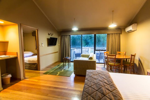 Freycinet Lodge - Accommodation Tasmania 25