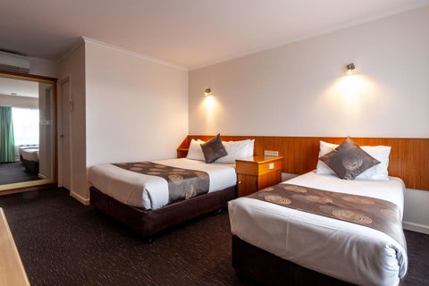 Beachfront Bicheno - Accommodation Tasmania 11