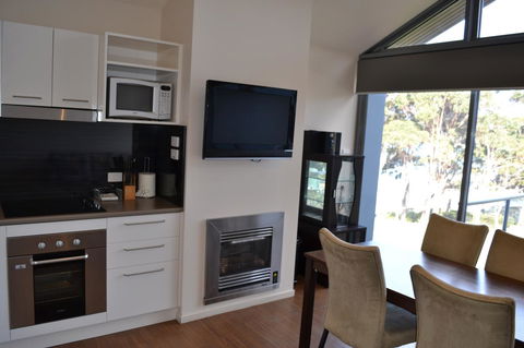 Lufra Hotel And Apartments - Accommodation Tasmania 15