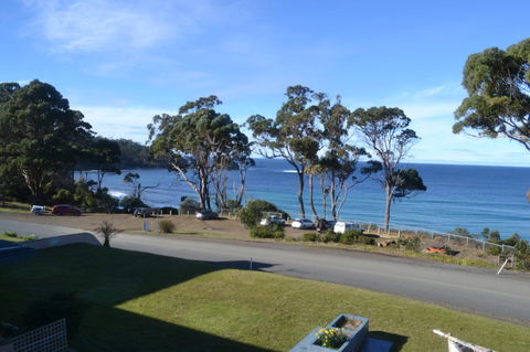 Lufra Hotel And Apartments - Accommodation Tasmania 0