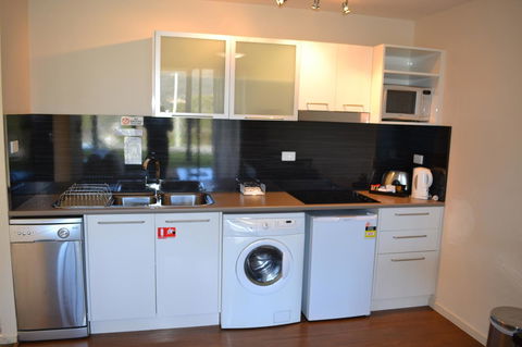 Lufra Hotel And Apartments - Accommodation Tasmania 20