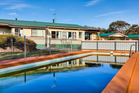 Wintersun Gardens Motel - Accommodation Tasmania 14