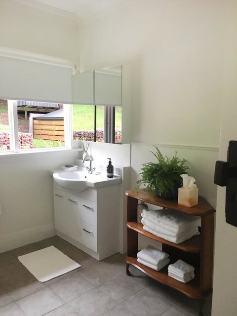 Highfield's Other House - Accommodation Tasmania 10