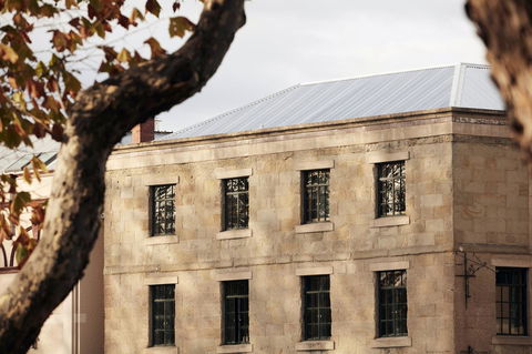 Moss Hotel - Accommodation Tasmania 1