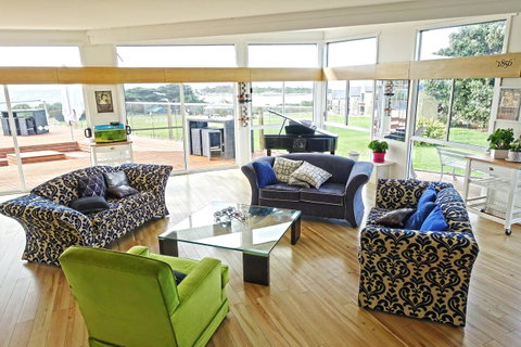 Diamond Island Resort - Accommodation Tasmania 12