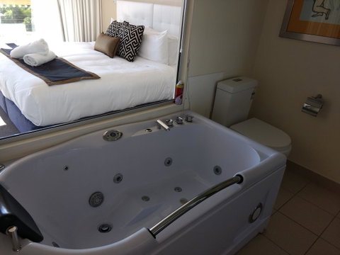 Diamond Island Resort - Accommodation Tasmania 30