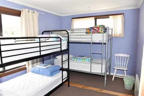 Bicheno Backpackers - Accommodation Tasmania 1