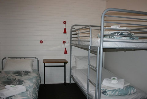 Seaview Holiday Park - Accommodation Tasmania 18