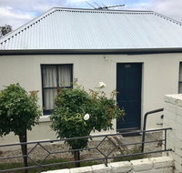 Omaroo House - panoramic water views - Accommodation Tasmania