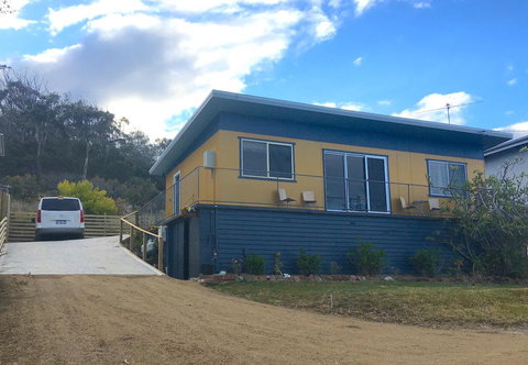 Up The Back - Accommodation Tasmania 0