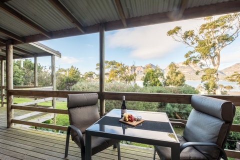 Freycinet Timber Cottage 2 - Accommodation Tasmania 2