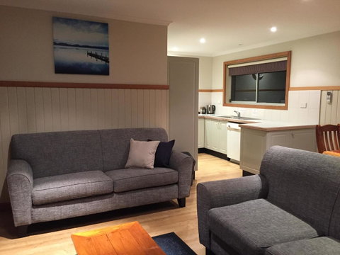 White Sands Estate Unit 24 - Accommodation Tasmania 3