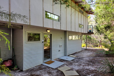 Freycinet Eco Luxe ~ Forest ~ Ocean ~ Mountain - Accommodation Tasmania 16