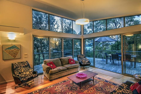 Freycinet Eco Luxe ~ Forest ~ Ocean ~ Mountain - Accommodation Tasmania 2