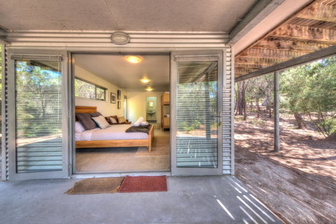 Freycinet Eco Luxe ~ Forest ~ Ocean ~ Mountain - Accommodation Tasmania 13