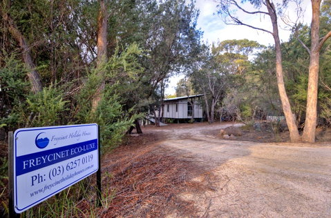 Freycinet Eco Luxe ~ Forest ~ Ocean ~ Mountain - Accommodation Tasmania 14