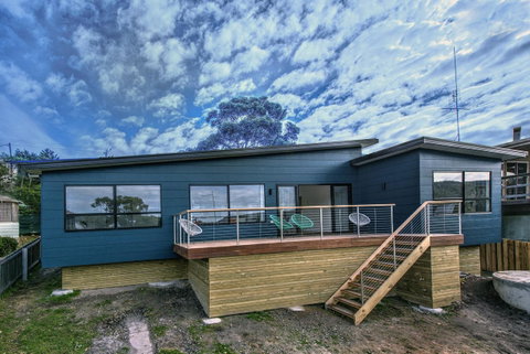Dock Of The Bay - Accommodation Tasmania 9