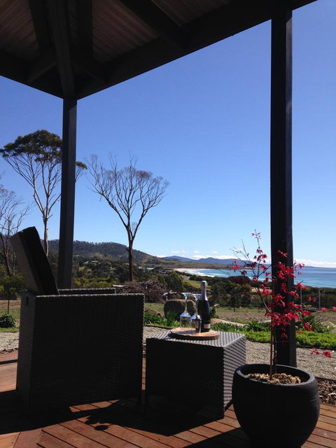 Miyabi Beach Retreat - Accommodation Tasmania 0