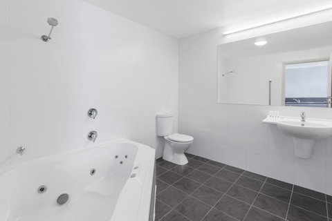 Travelodge Hotel Hobart Airport - Accommodation Tasmania 11