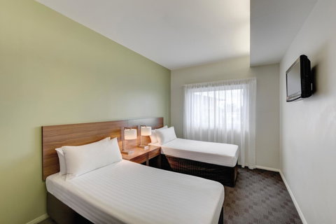 Travelodge Hotel Hobart Airport - Accommodation Tasmania 10