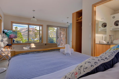 Freycinet Stone Studio 6 - Mica - Accommodation Tasmania 4