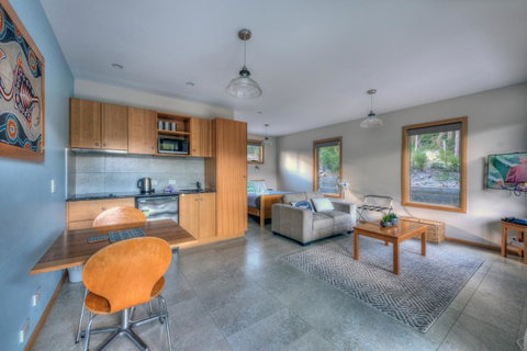 Freycinet Stone Studio 6 - Mica - Accommodation Tasmania 2