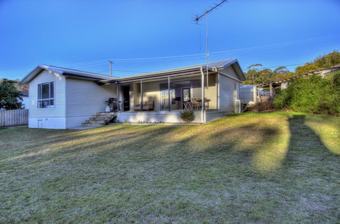Muirs Beach Retreat - Accommodation Tasmania 12