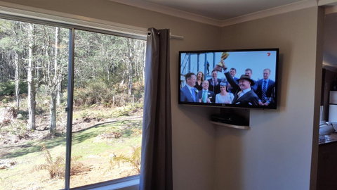 Cradle Alpine Retreat - Accommodation Tasmania 36