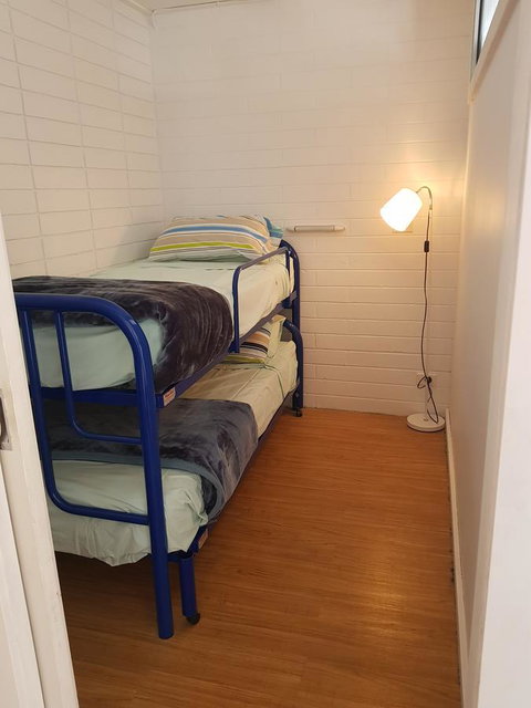 Beach Hut Scamander - Accommodation Tasmania 6