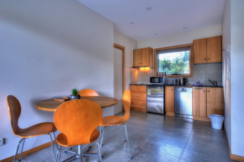 Freycinet Stone Studio 3 - Feldspar - Accommodation Tasmania 12