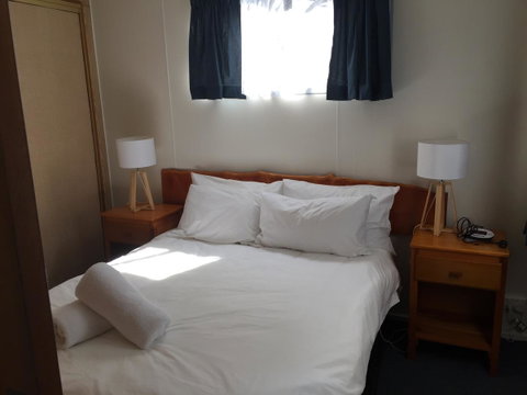 Regatta Point Tavern & Holiday Villas - Accommodation Tasmania 25