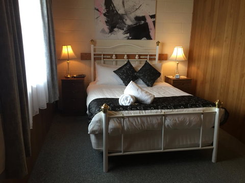 Regatta Point Tavern & Holiday Villas - Accommodation Tasmania 14