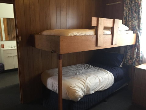 Regatta Point Tavern & Holiday Villas - Accommodation Tasmania 4