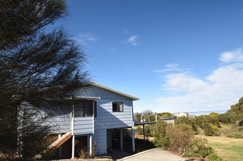Waders - Accommodation Tasmania 7