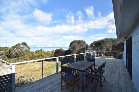 Waders - Accommodation Tasmania 3