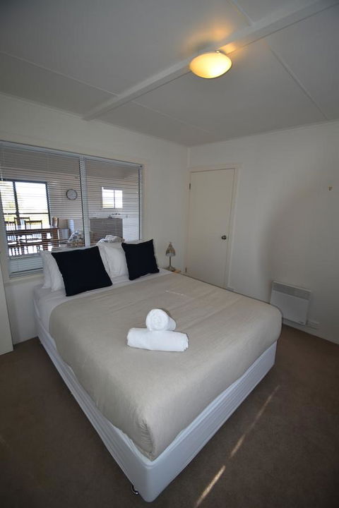 Waders - Accommodation Tasmania 11
