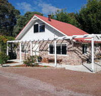 Hilltop Cottages - Accommodation Tasmania