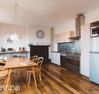 Devine Stays - Westside Apartment on Elizabeth - Accommodation Tasmania