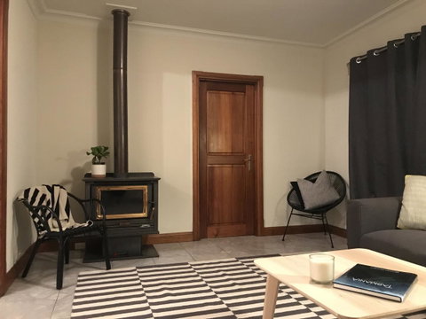 360 Murray - Accommodation Tasmania 5