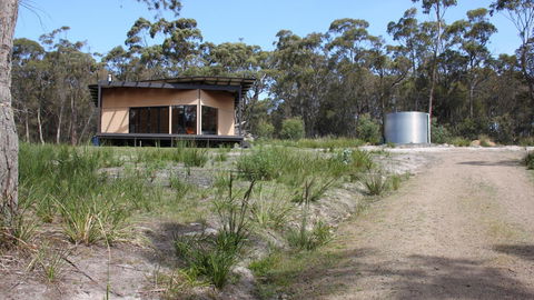 BAY OF FIRES ECO HUT Off Grid Experience At Binalong Bay - Accommodation Tasmania 20