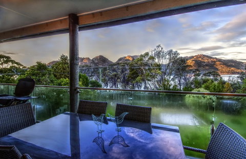 Cove Beach Apartment 2 - Accommodation Tasmania 0