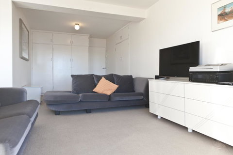 567 Sandy Bay - Accommodation Tasmania 22