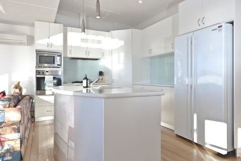 567 Sandy Bay - Accommodation Tasmania 6