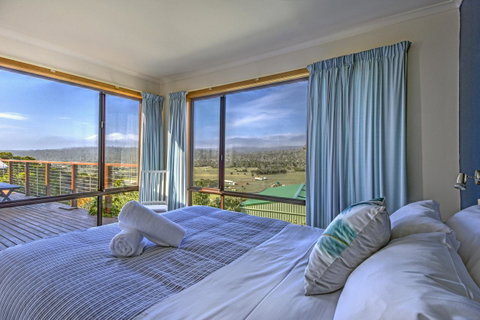 Zenith - Accommodation Tasmania 2