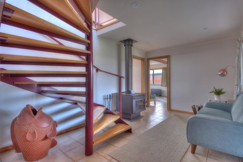 Zenith - Accommodation Tasmania 4