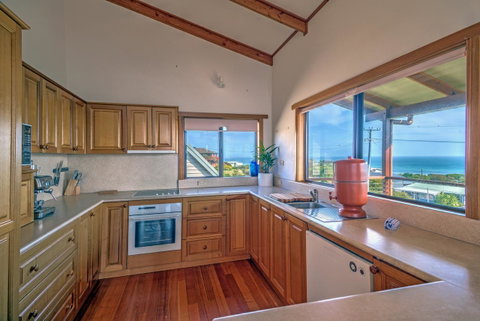 Zenith - Accommodation Tasmania 19