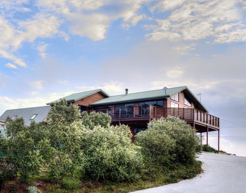 Zenith - Accommodation Tasmania 3